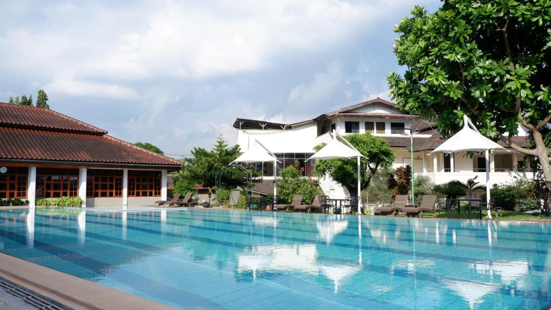 Front One Resort Magelang Ngoại thất bức ảnh