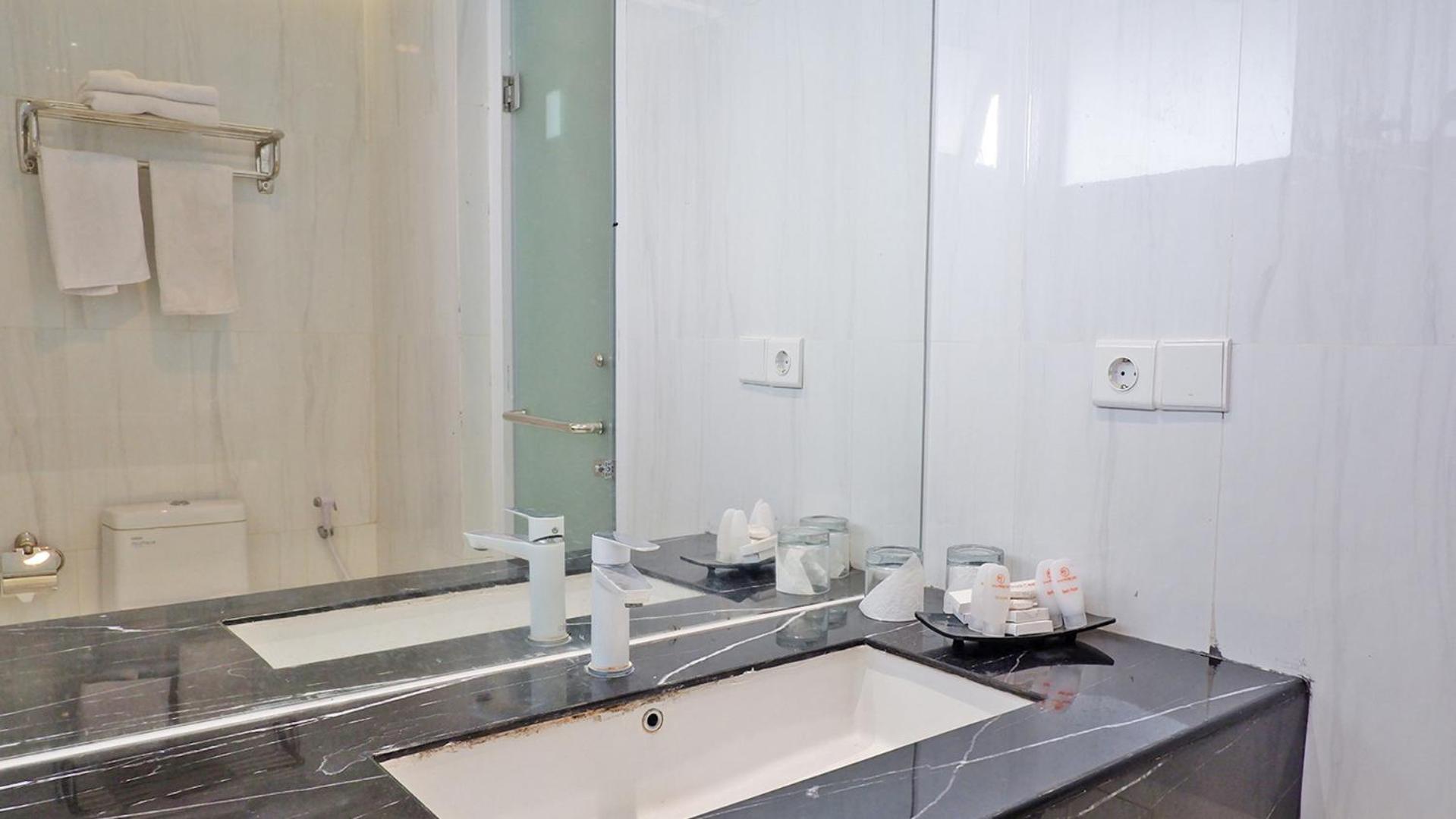 Front One Resort Magelang Ngoại thất bức ảnh